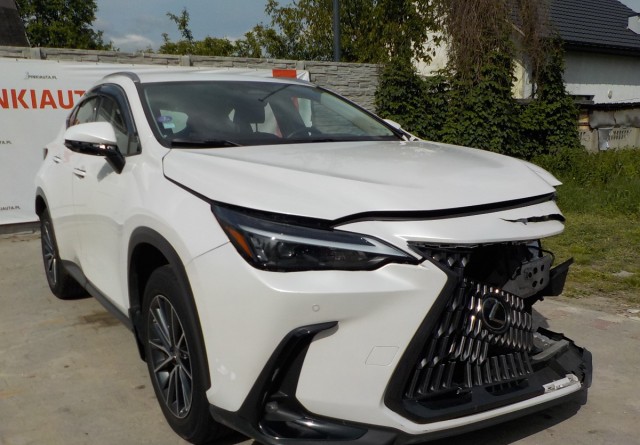 lexus